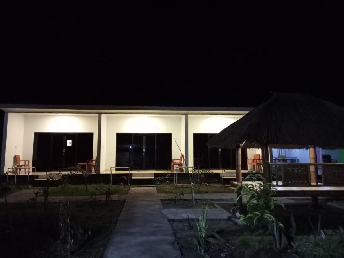 Simpang Hostel Kuta  Exterior photo