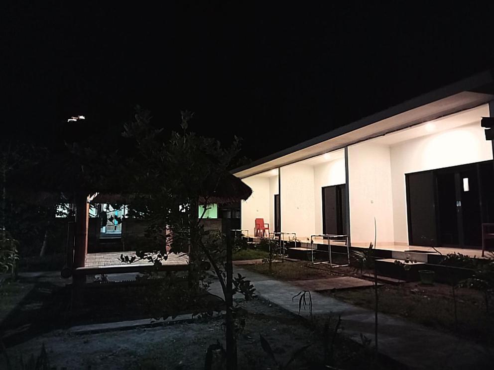 Simpang Hostel Kuta  Exterior photo